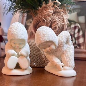 EUC SNOW BABIES “I CAN TOUCH MY TOES”